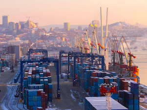 Владивостокский морской торговый порт сохранил лидерство по контейнерообороту в России