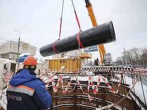 На западе Москвы прокладывают газопровод высокого давления в районе Раменки