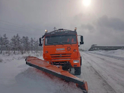 Техника Солнцевского угольного разреза расчищает дороги Углегорского района Сахалина
