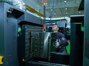 Столичный производитель обеспечил электроустановочной продукцией более 40 домов по программе реновации в 2025 году