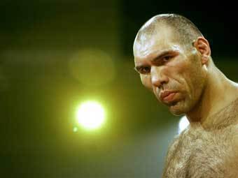 Тренер назвал дату возвращения Валуева на ринг