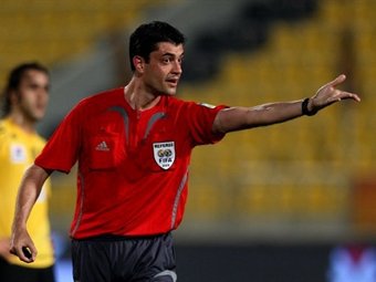 УЕФА назначил арбитра матча 