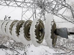 Ледяной дождь и снегопады в США оставили без света 375 тыс. человек