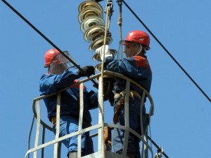 «Ростовэнерго» восстановило работу семи ЛЭП в восьми населенных пунктах