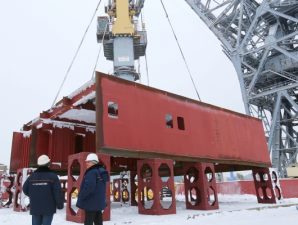 Балтийский завод заложил надстройку для самого большого атомного ледокола в мире