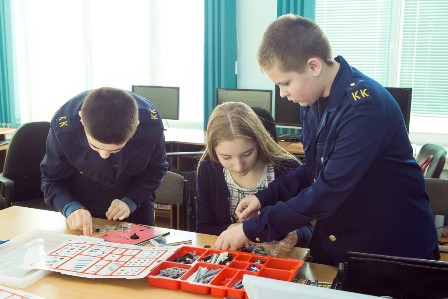«Газпромнефть-Оренбурга» создает  кружки по робототехнике и ментальной арифметике