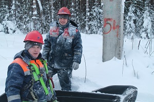 Энергетики Верхнекамья провели учения в труднопроходимых лесах