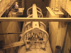 На строящемся энергоблоке Ленинградской АЭС установлены коллекторы пара