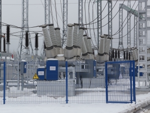 «Калугаэнерго» заменило на подстанциях 15 масляных выключателей 35-110 кВ на современные элегазовые и вакуумные