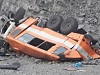 В Кузбассе автобус с шахтерами упал с обрыва