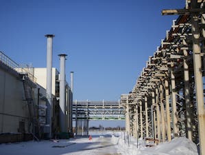 В Кузбассе запущена вторая очередь Яйского нефтеперерабатывающего завода