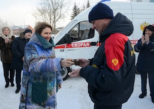 «ТВЭЛ» приобрел для медиков Зеленогорска новые автомобили «Скорой помощи»