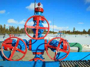 Нестандартный метод водоизоляционных работ испытан на двух скважинах Губкинского газового промысла.