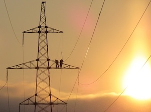 «ФСК ЕЭС» установит ограничители перенапряжения на шести ЛЭП в ХМАО– Югре