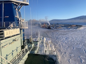 Атомный ледокол «Арктика» впервые проведет караван судов по Севморпути с востока на запад