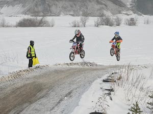 «Облкоммунэнерго» запитало в Нижнем Тагиле объекты городского первенства по автомотокроссу