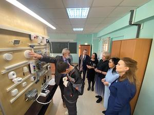 «Якутскэнерго» помогло оборудовать лабораторию для студентов-энергетиков