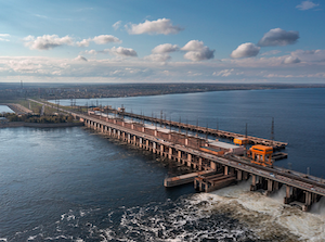 Волжская ГЭС отмечает юбилей основателя гидроэлектростанции Федора Логинова