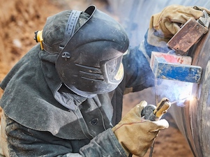 «Газпром трансгаз Екатеринбург» отремонтировал участок магистрального газопровода «Бухара — Урал» в Челябинской области