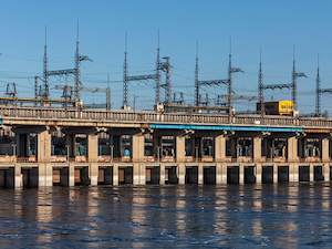 Волжская ГЭС готовится к пропуску весеннего половодья