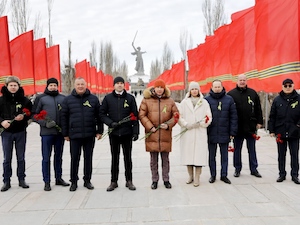 «Газпром трансгаз Волгоград» почтил память героев Сталинградской битвы