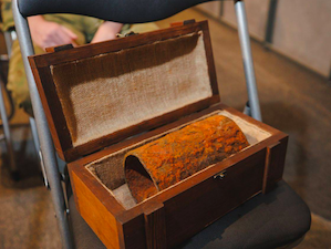 «Транснефть – Балтика» передала в музей Санкт-Петербурга фрагмент «Артерии жизни»