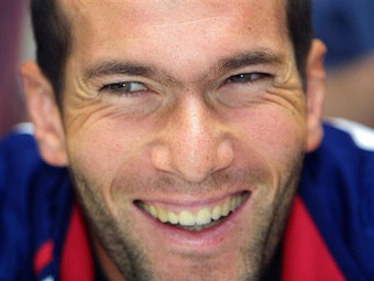 Президент Алжира пригласил Зидана на пост тренера футбольной сборной