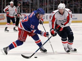 НХЛ передумала проводить матчи в России