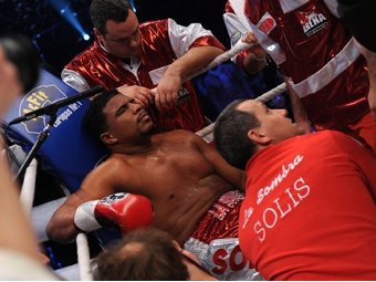 Кубинский боксер потребовал боя-реванша с 