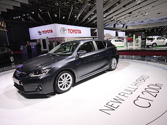 Корпорация Toyota продала за 13 лет три миллиона гибридов