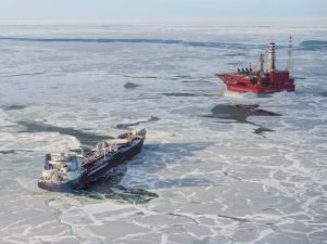 С Приразломного месторождения отгружен первый в 2015 году танкер с нефтью