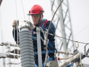 «Ленэнерго» направило дизель-генераторные установки в обесточенные районы Санкт-петербурга