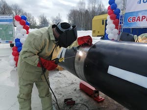 «Транснефть-Верхняя Волга» перекладывает магистральный трубопровод в местах пересечения с трассой М-12