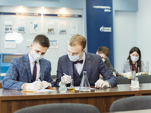 Омский НПЗ провел на базе ОмГТУ VI мультидисциплинарную квест-олимпиаду для школьников