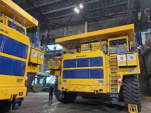 «Кузбассразрезуголь» обновляет парк карьерных самосвалов