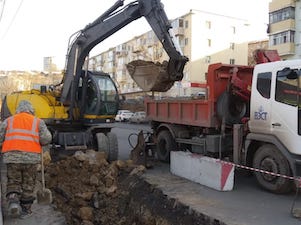 ДРСК прокладывает кабельную ЛЭП в Первомайском районе Владивостока