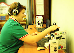 Богучанская ГЭС обновила компьютерный класс Центра дополнительного образования детей в Кодинске