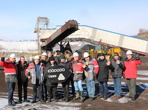 Шахта «Инаглинская» добыла первый в 2022 году миллион тонн угля на пласту Д-19