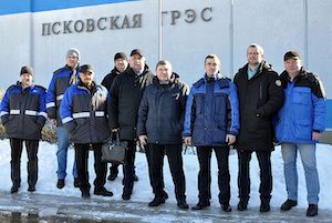 Сегментные затворы гидроузла Псковской ГРЭС открыты на 20 см