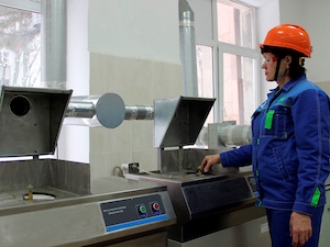 «Красный котельщик» приобрел шлифовальные станки для подготовки образцов к испытаниям