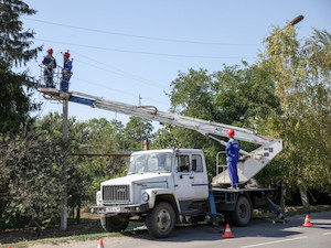 «Тимашевские электрические сети» отремонтируют более 300 км воздушных ЛЭП 0,4-10 кВ