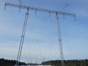 МЭС Урала обновят опоры четырех магистральных ЛЭП, связывающих Сургутский и Нижневартовский районы Югры