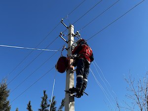 «Кузбассэнерго — РЭС» проводят мониторинг нагрузок на энергооборудование в Мозжухе