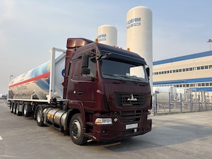 «Газпром гелий сервис» впервые тестирует белорусский СПГ‑тягач на Дальнем Востоке