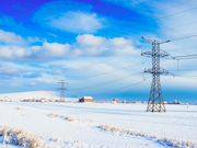 МЭС Центра установили новые железобетонные опоры на ЛЭП 220 кВ в Калужской области