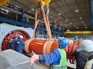 На Киришской ГРЭС установлен на подшипники ротор весом более 29 тонн