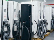 Зарядные станции E-Prom получили подтверждение соответствия требованиям «Газпром нефти»