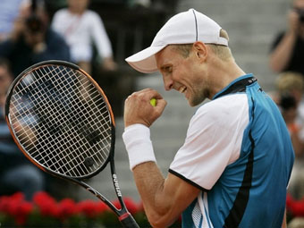 Давыденко вылетел из первой десятки мирового рейтинга