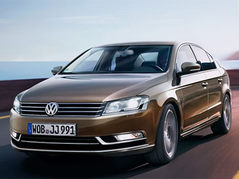 Новый VW Passat покажут ближайшей осенью
