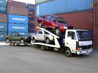 Правительство отменило пошлины на легковой транспорт для устранения ЧП